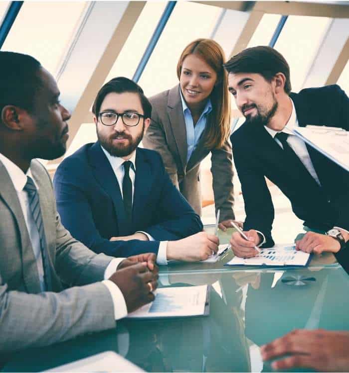 Consulenti che lavorano per la certificazione Emas